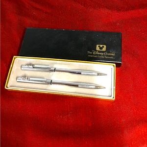 Anson Disney pen and pencil set w/ Mickey Mouse logo